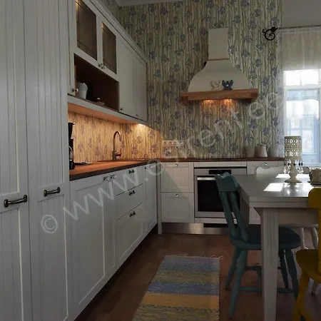 Austri Apartmanhotel