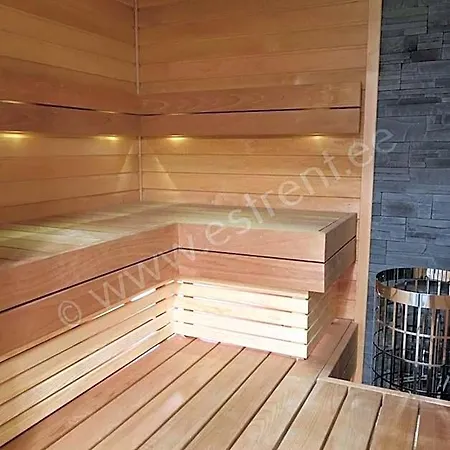 Austri 公寓式酒店 4*